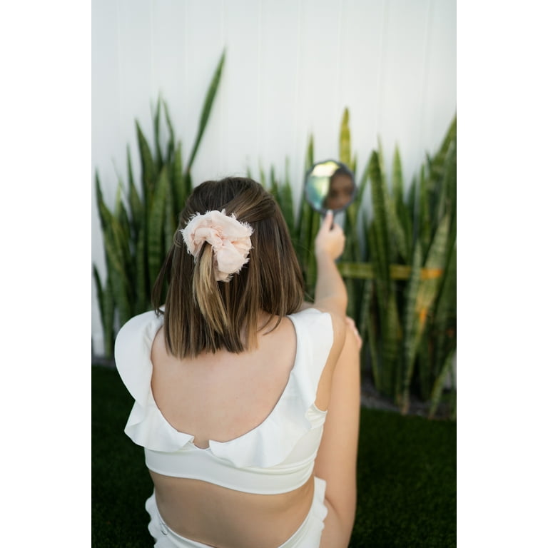 一番の贈り物 日本産】 CLANE BLACK / color：WHITE SCRUNCHIE