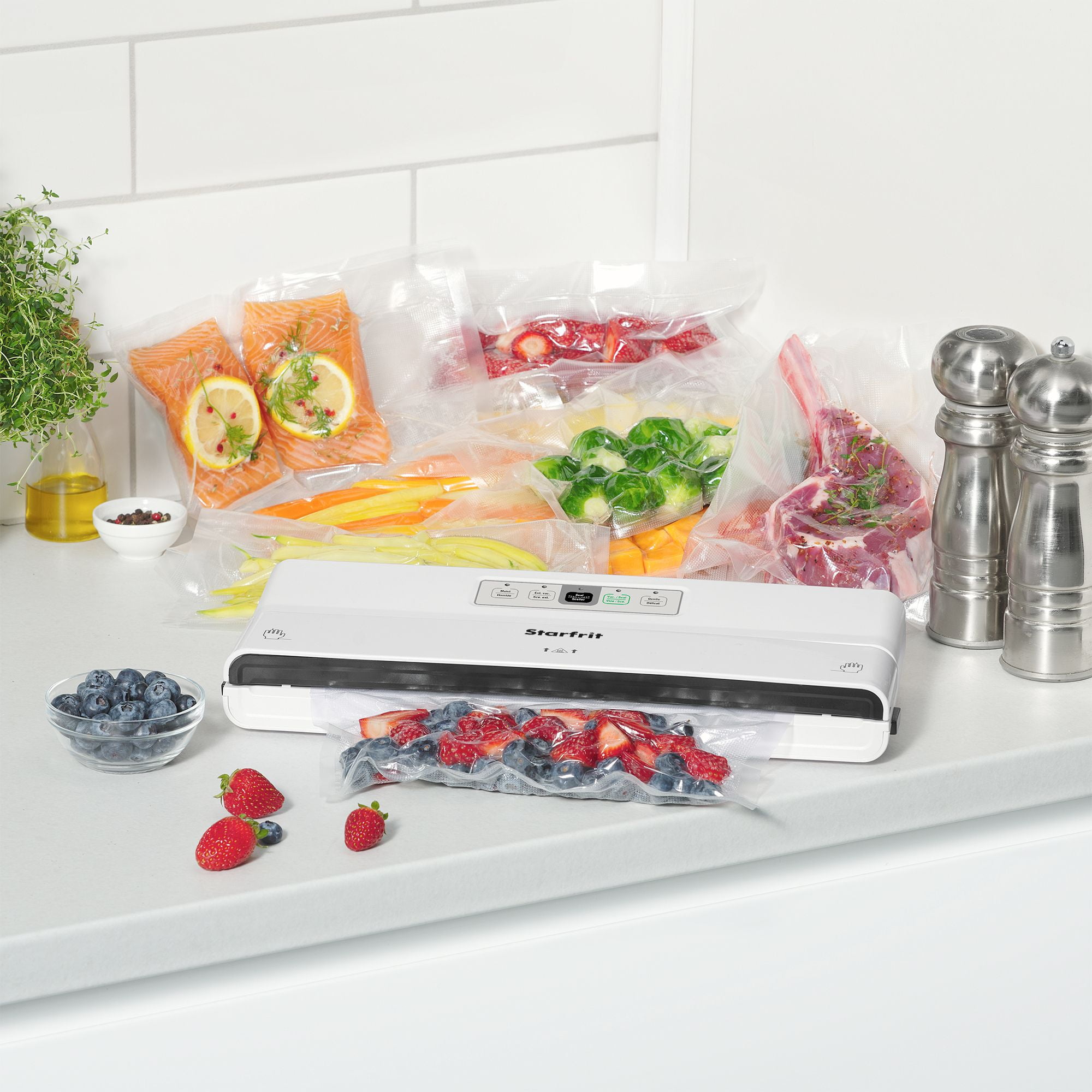 Starfrit Rouleaux pour Scelleuse Sous Vide, 2 Rouleaux 28cm x 610cm, Sans BPA, Scellement Hermétique, Prêt pour Sous Vide, Compatible avec la Plupart des Machines