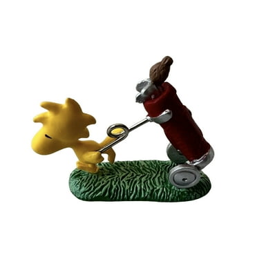 2009 Woodstock on the Green (The Peanuts Gang) Hallmark Keepsake Christmas Tree Ornament - QXE9012