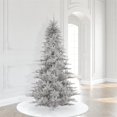 thumbnail image 2 of Vickerman K166875 7,5 Pi x 52 Po Sapin Argenté avec 1634 Pointes, 2 of 3