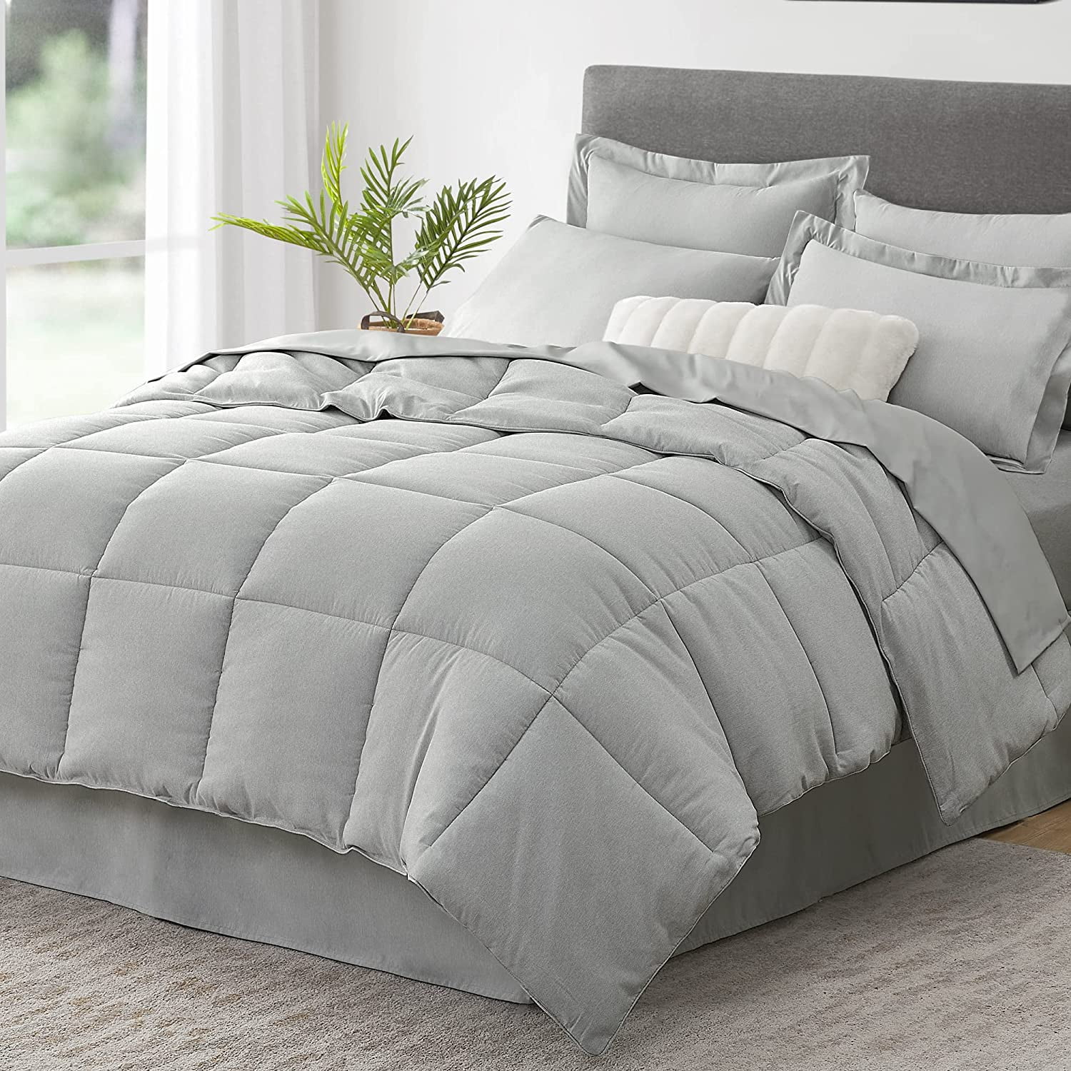 UMCHORD Queen Comforter Set 8 Piece Light Grey Bed in a Bag Cationic