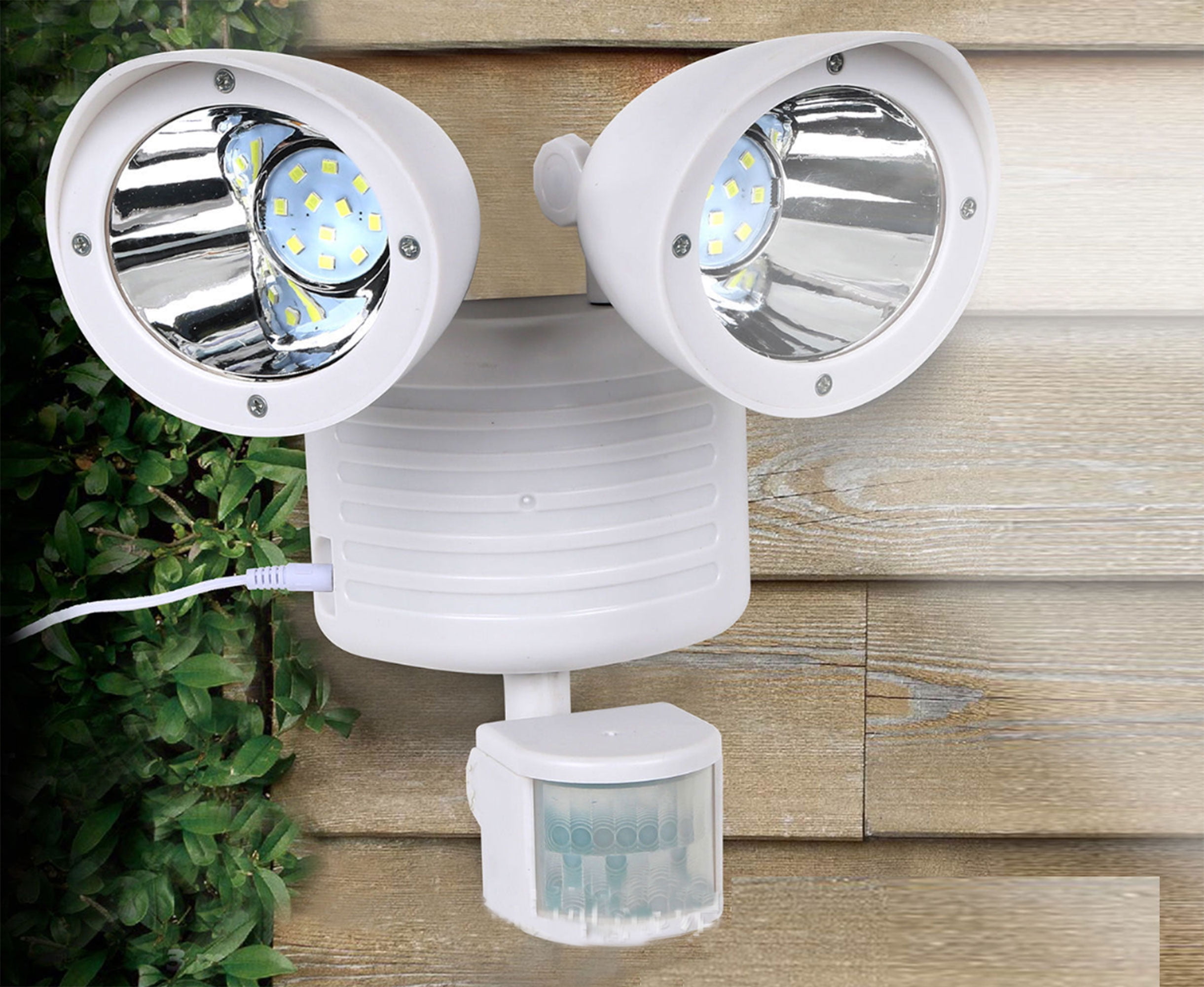 Sensor 36 Ultra Bright LED Garage Light, It comes with a sensor to auto ... - 955b31Da D233 4075 A73b 98D3f2D793a3 1.3D6be935073Df35DD4cc574989b4af8f