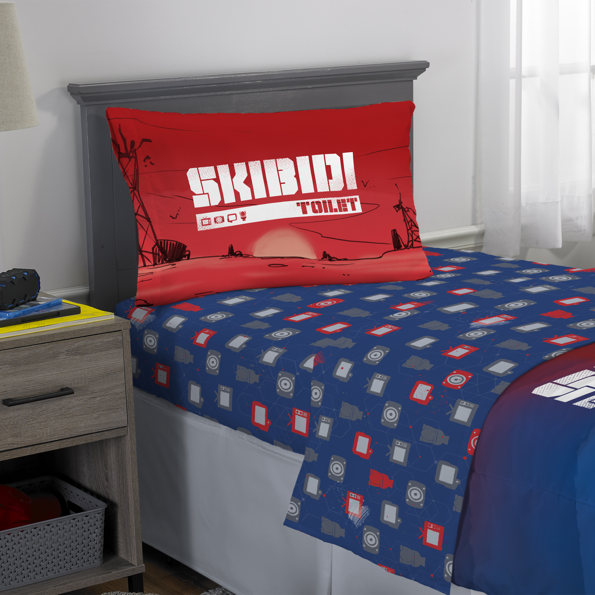 Skibidi Toilet Kids Twin Bed in a Bag, Comforter and Sheets
