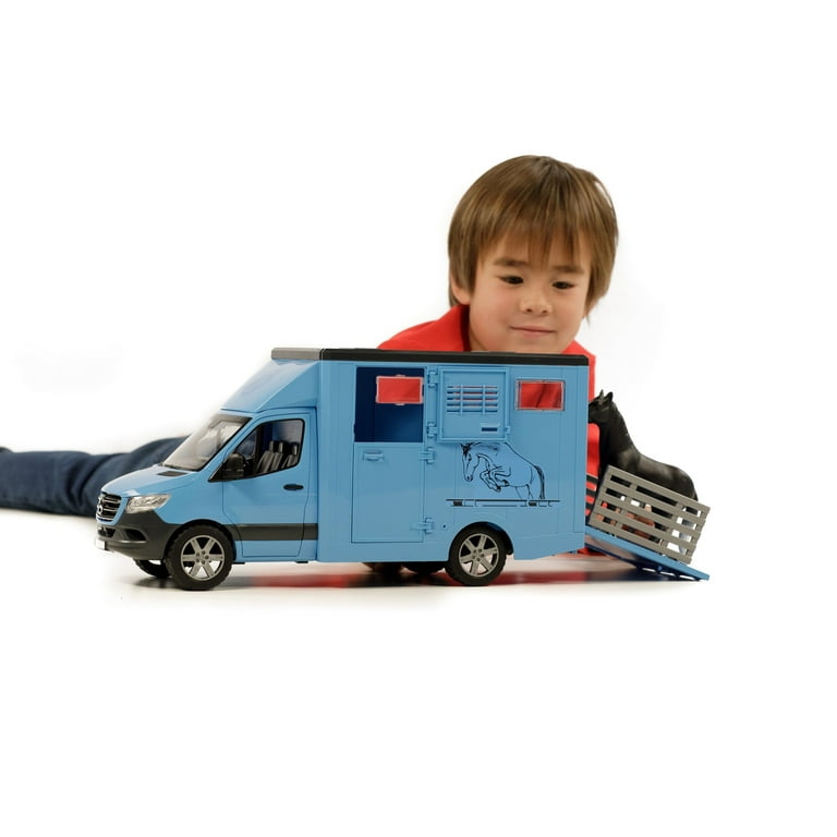 Bruder hotsell animal transporter