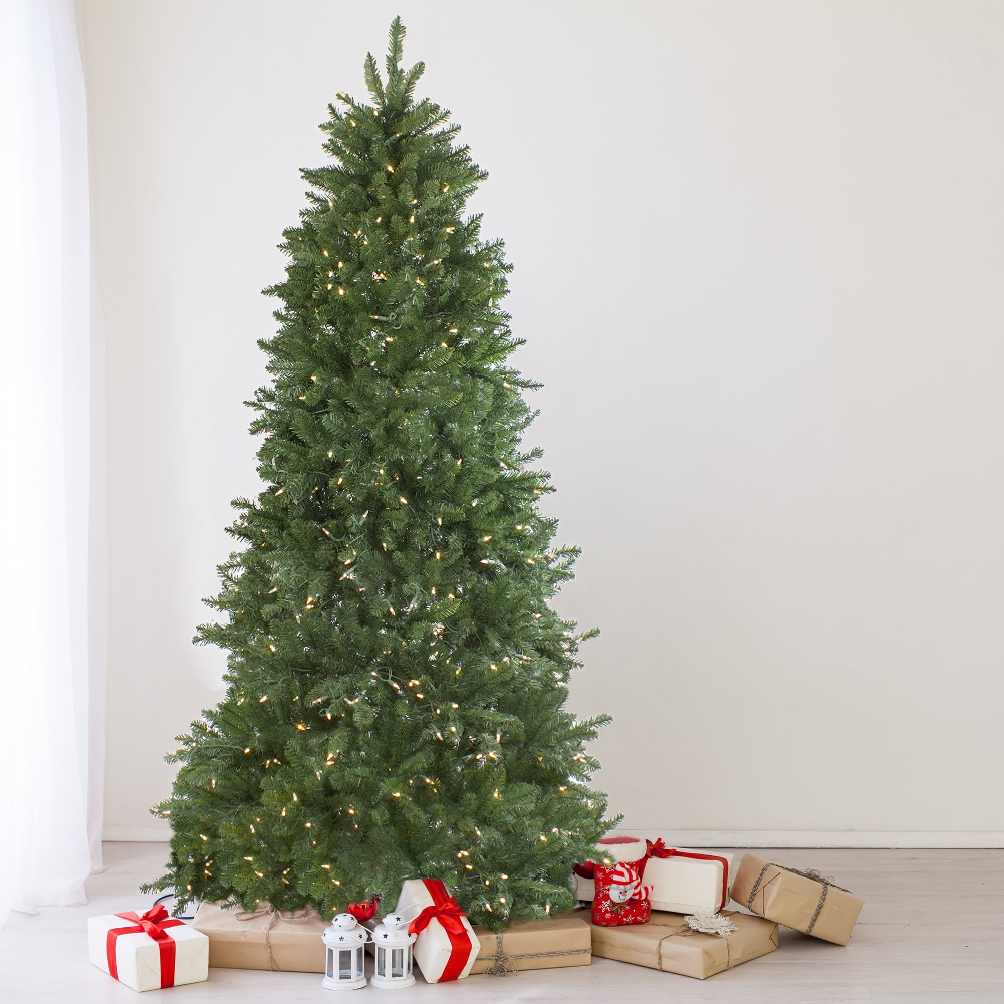 6.5' Pre-Lit Medium Neola Fraser Fir Artificial Christmas Tree - Dual LED Lights