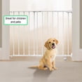 thumbnail image 4 of Summer by Ingenuity The Stairway Serie 42W Puerta de seguridad para mascotas y bebés, 28"-42" de ancho, 28" de alto, para escaleras o pasillos - Metal blanco, 4 of 5