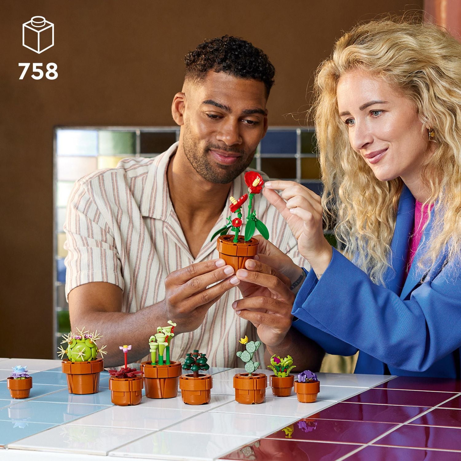 LEGO Icons Les petites plantes 10329 Ensemble de construction (758 pièces) Comprend 758 pièces, 18+ ans