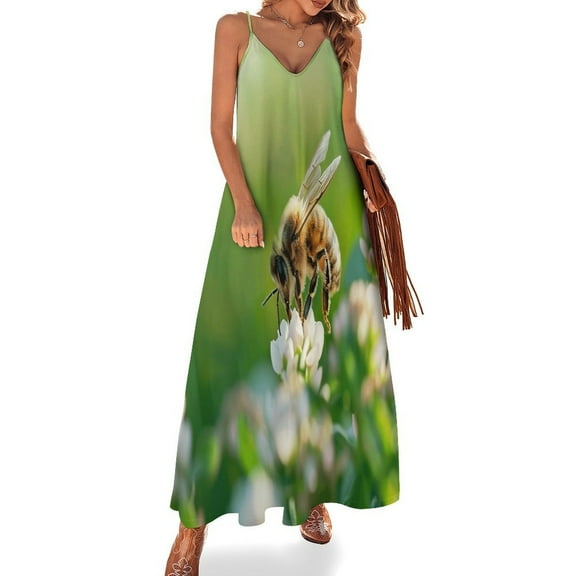 Bees Collect Honey Fine Art Sleeveless Dress Summer Dress Woman 2025