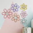 thumbnail image 4 of Decoración de pared de flores de margaritas tejidas, adorno de Arte de la pared Decoración hecho a mano, flores bohemias elegantes, decoración de, 4 of 8