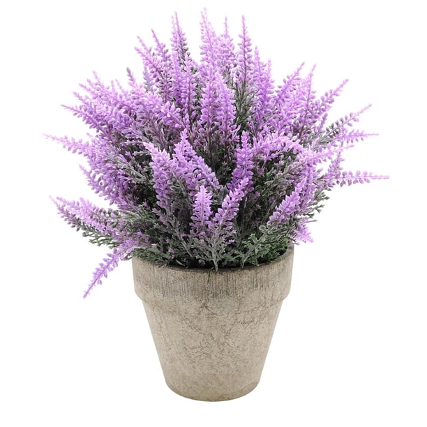 Arreglos de lavanda de plástico con flores artificiales en macetas para la decoración del jardín del hogar.