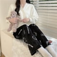thumbnail image 2 of Sanrio-pantalones de pijama negros de Hello Kitty para mujer, pantalón de felpa suave Y2k, pantalones gruesos, Kawaii, informal, 2 of 4