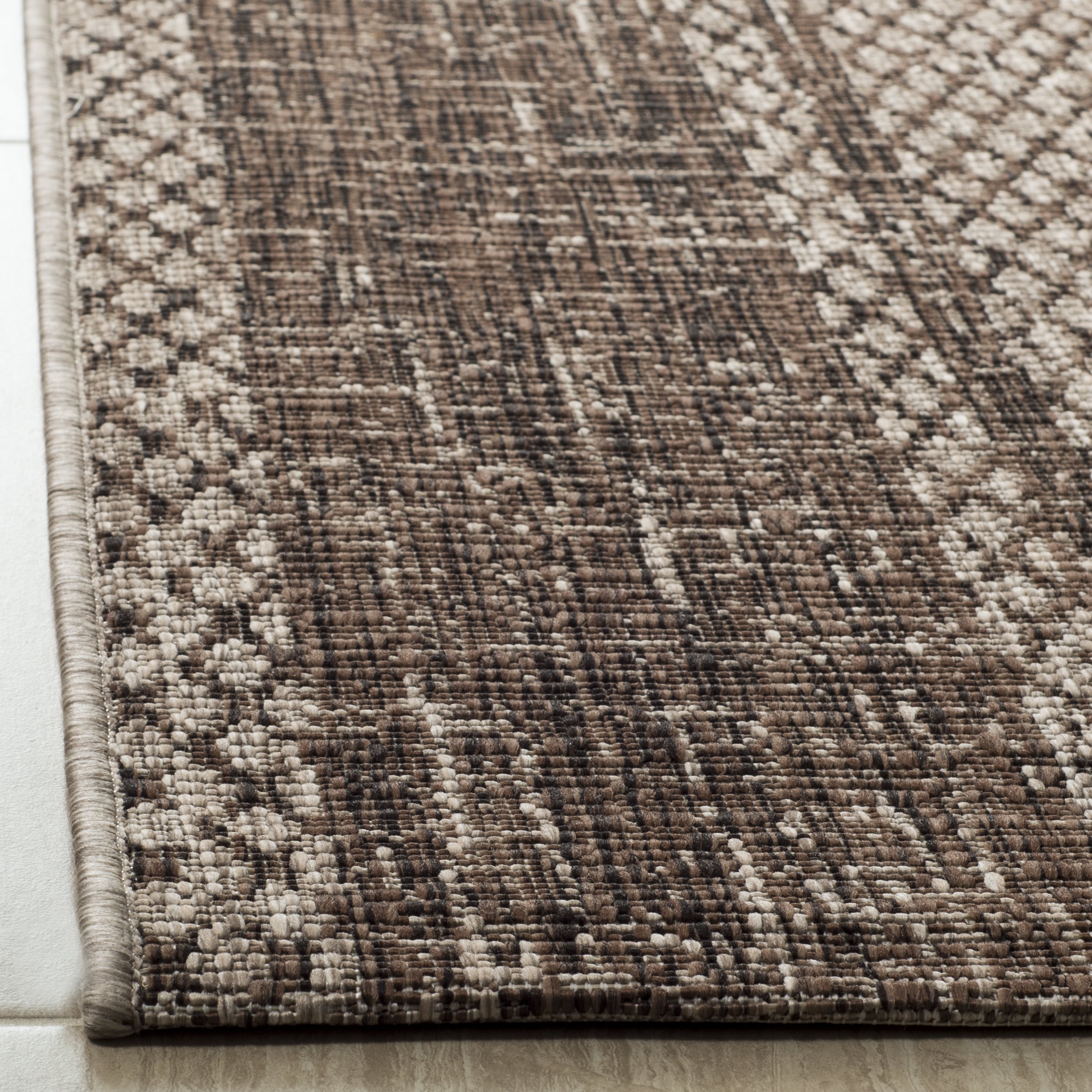SAFAVIEH Courtyard Robert Striped Indoor/Outdoor Area Rug, 5'3" x 7'7", Light Beige/Light Brown