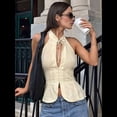 thumbnail image 4 of Blusa de Verano para Mujer, Sin Mangas, con Cuello Halter, Aberturas y Lazo, con Espalda Descubierta, Ideal para Salir. Caqui L, 4 of 9
