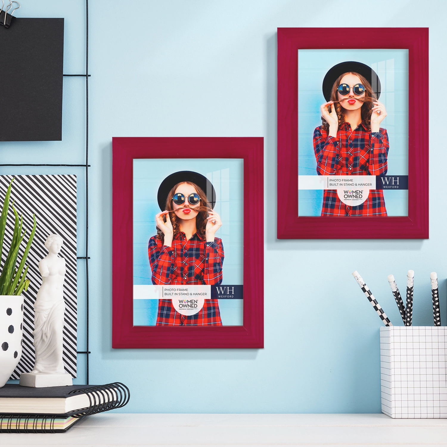 Woodgrain 5 in. x 7 in. Cherry Red Picture Frame (Set of 2)