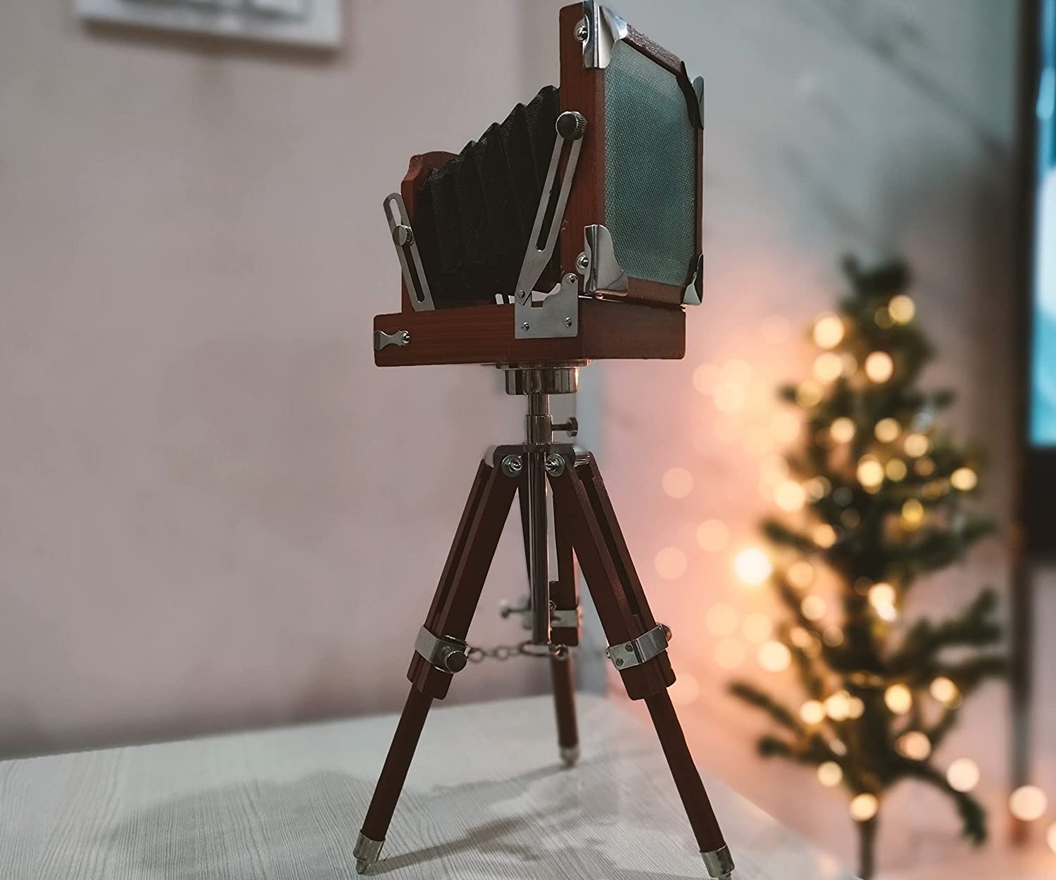 New Antique Vintage Look Film Camera Wooden Tripod Collectible Studio Gift Item Brown Color (22 Inches)