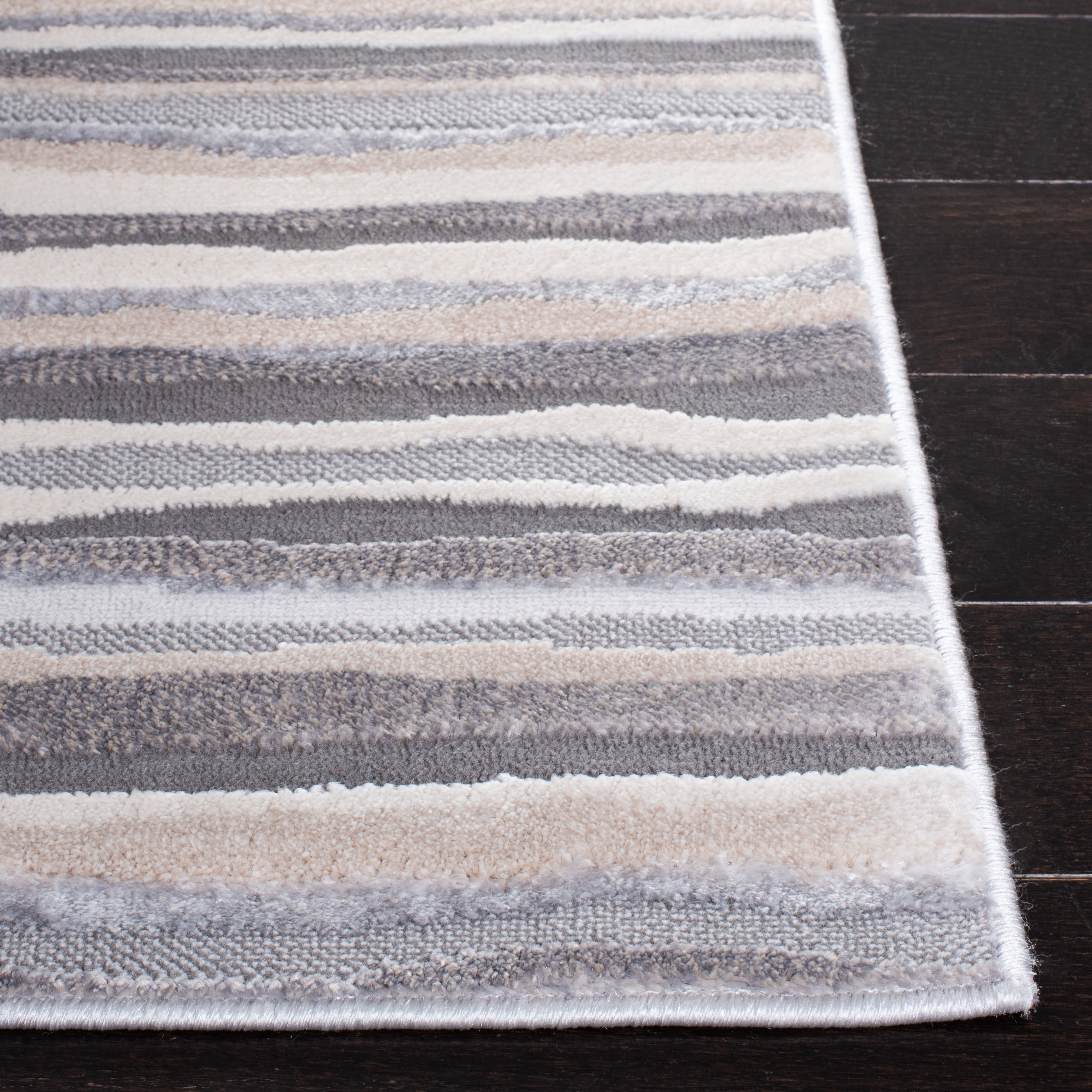 Safavieh Lagoon Kandy Striped Area Rug, Ivory/Gray, 5'5" x 7'7"