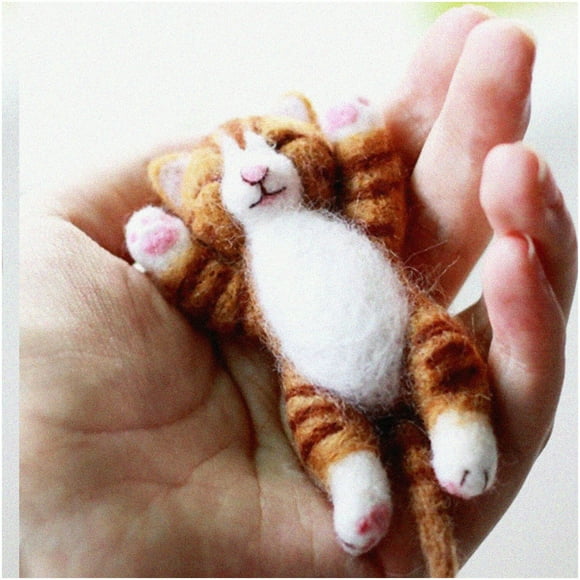 Purrfectly Comfy Cat Craft Kit: Needle Felting Bliss with Hand Needles, Guards, Black Foam Mat & Instructions! 3.2"