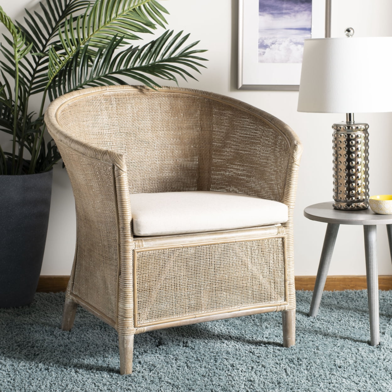 Safavieh ACH Collection Farmhouse Rattan Linen Solid Print Barrel Armchair, White Wash