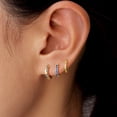 thumbnail image 3 of Juego de pendientes Inerney Gold Huggie Hoop de 14 quilates para mujer, 3 pares, 3 of 8