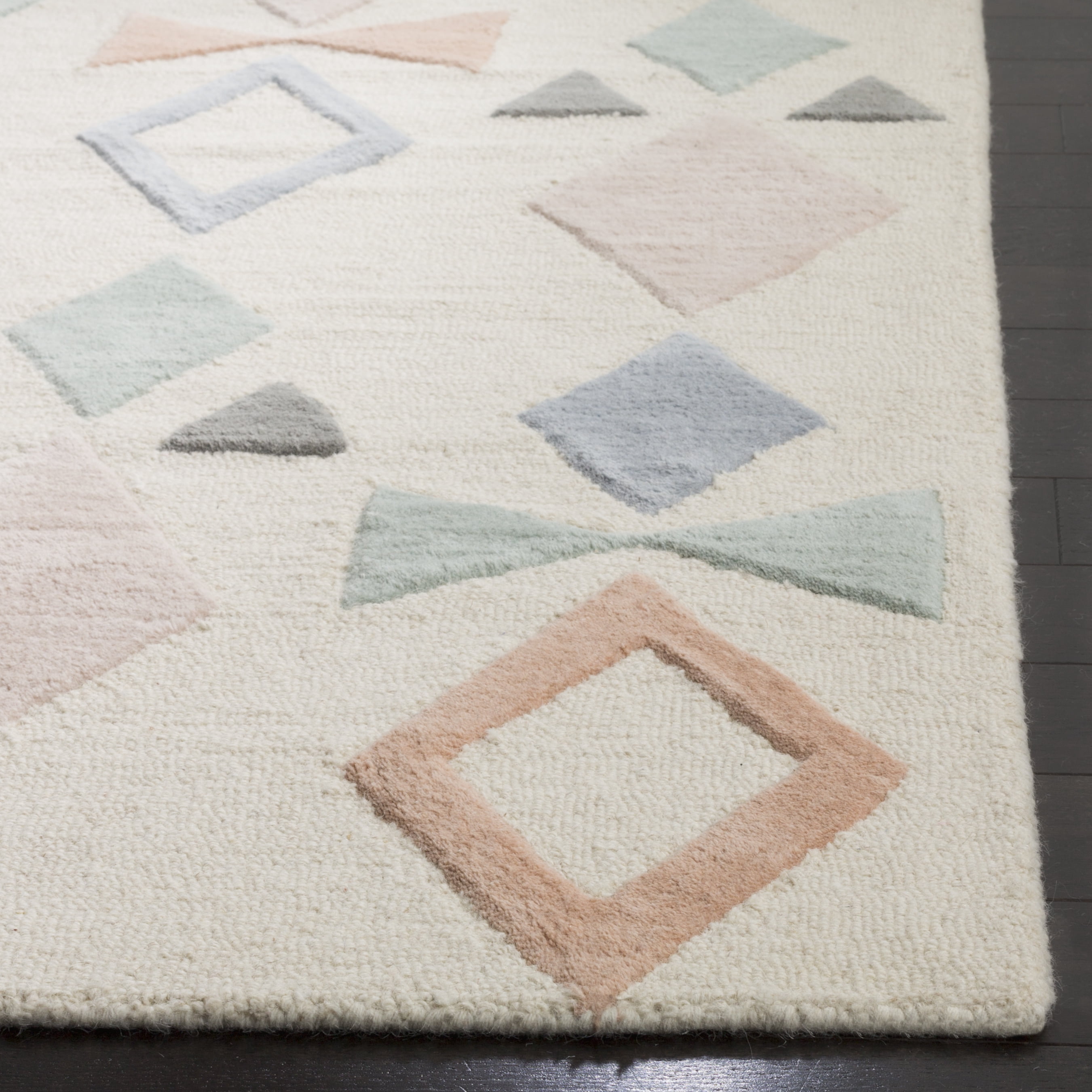 SAFAVIEH Kids Bowties Wool Area Rug, Ivory/Multi, 6' x 9'