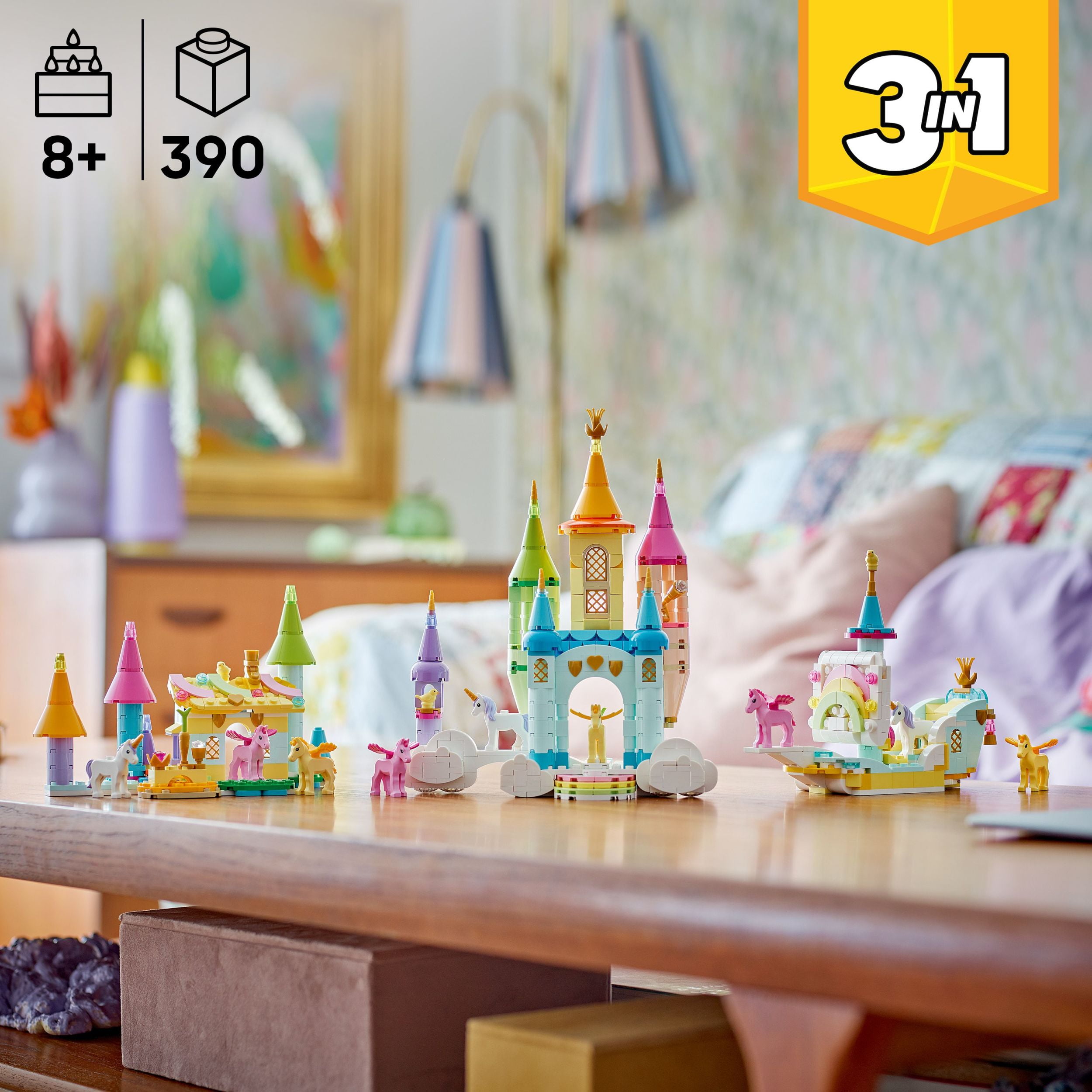LEGO Creator 3en1 Le Château des Licornes, Ensemble de Jeu Décoratif d’Animaux 31175