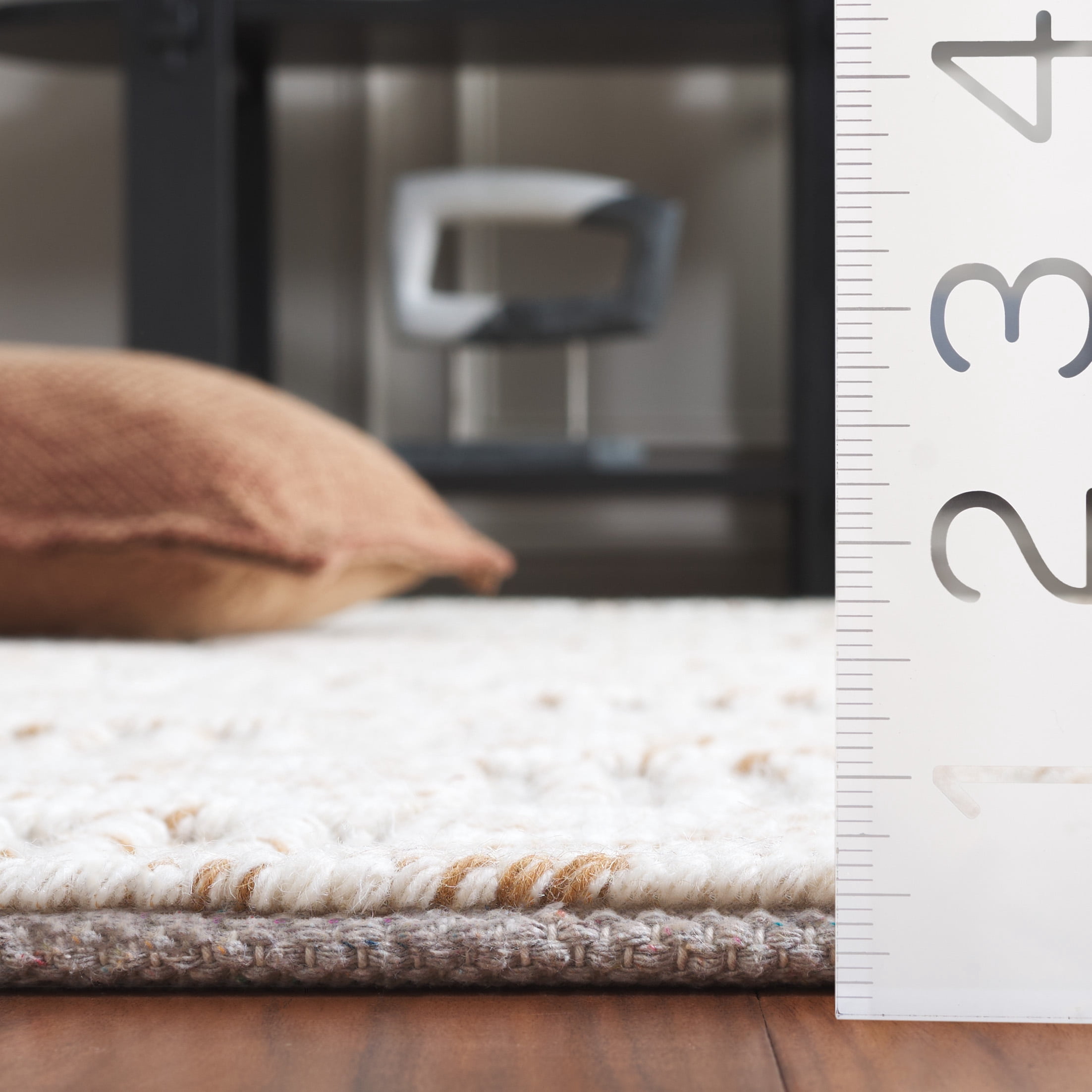 SAFAVIEH Natura Jannah Geometric Area Rug, Brown/Ivory, 8' x 10'