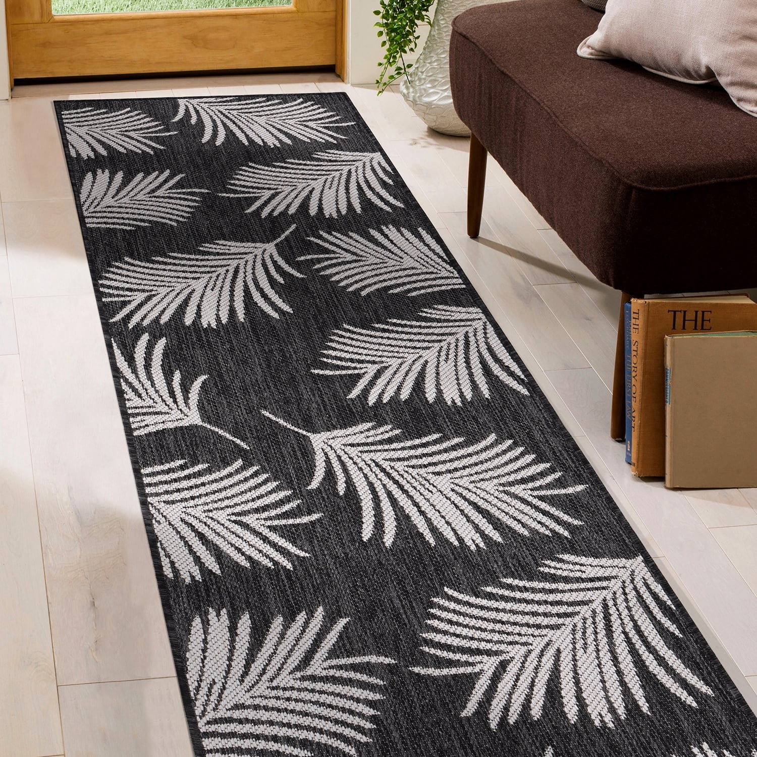 World Rug Gallery Contemporary Palm Leaves Textured Flat Weave Indoor/Outdoor Area Rug - BLACK 2'x7'