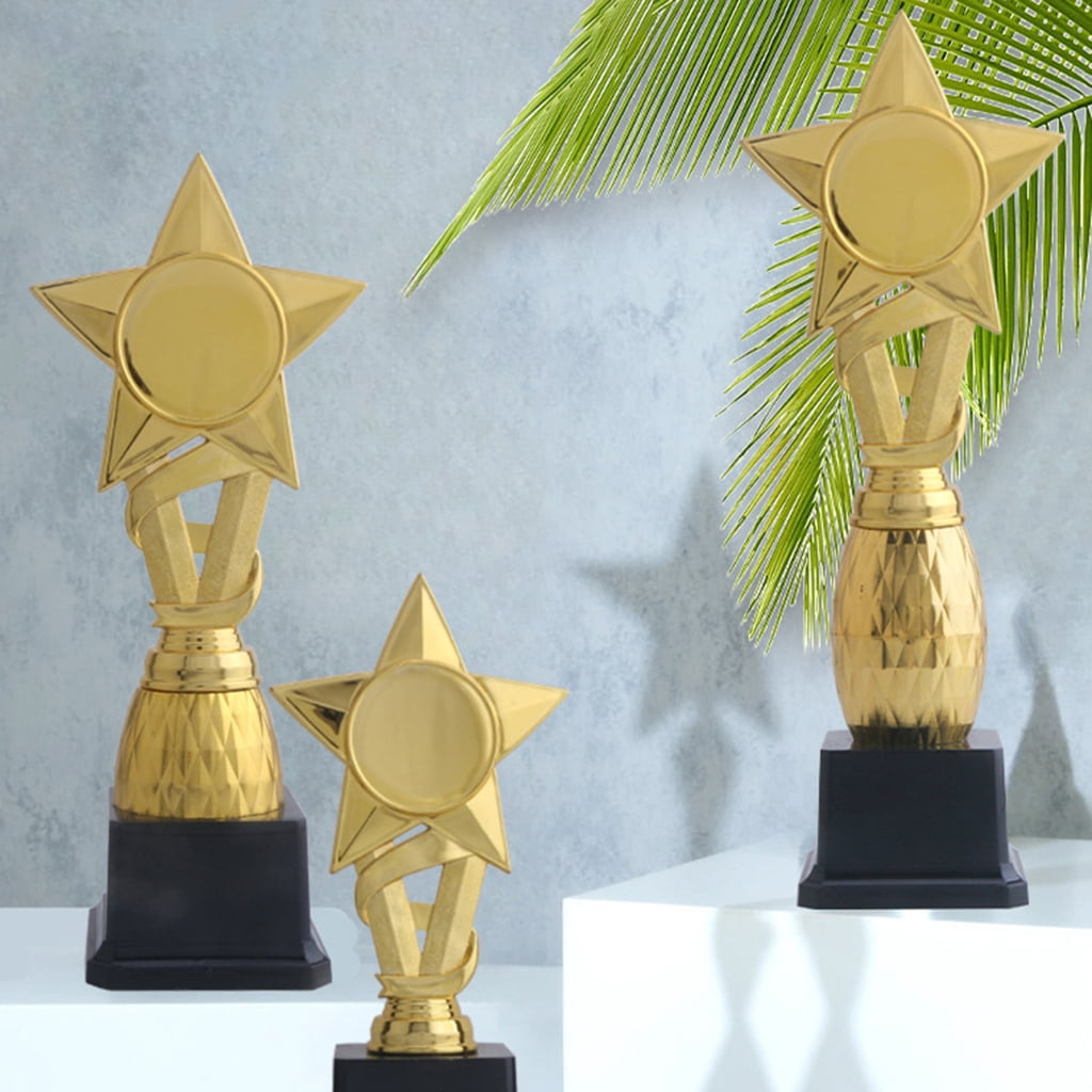 Small Media Large Golden Colored Star Trophies Light weight Star Award Trophies for Winners Of Team Sports