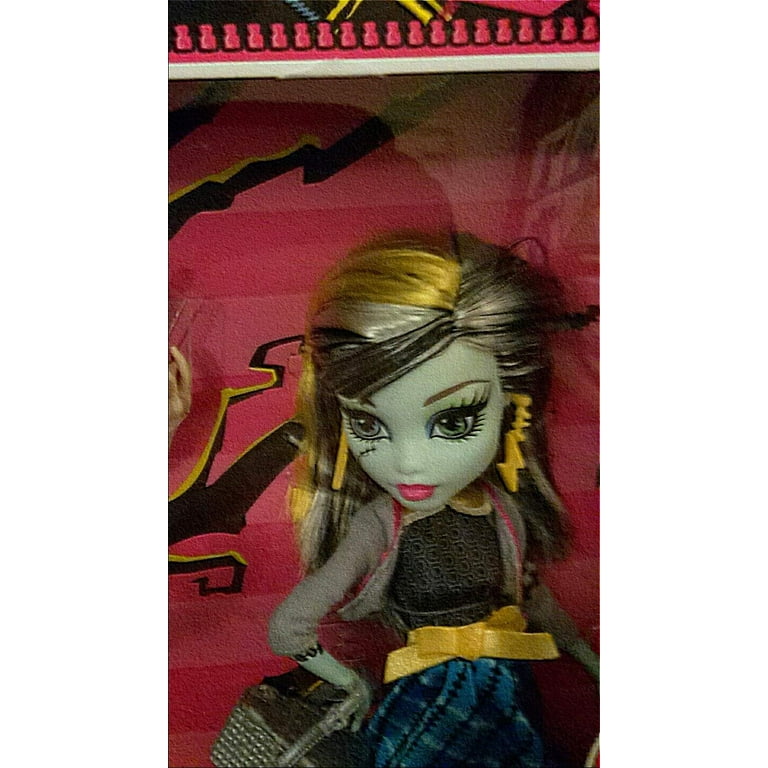 Monster High Frankie Stein & Jackson Jekyll Doll Set with Monster High Frankie Stein & Jackson Jekyll Doll Set with