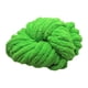 thumbnail image 2 of Hilo de chenilla grueso, fibras acrílicas, calibre 7, lavable, grueso Verde, 2 of 9