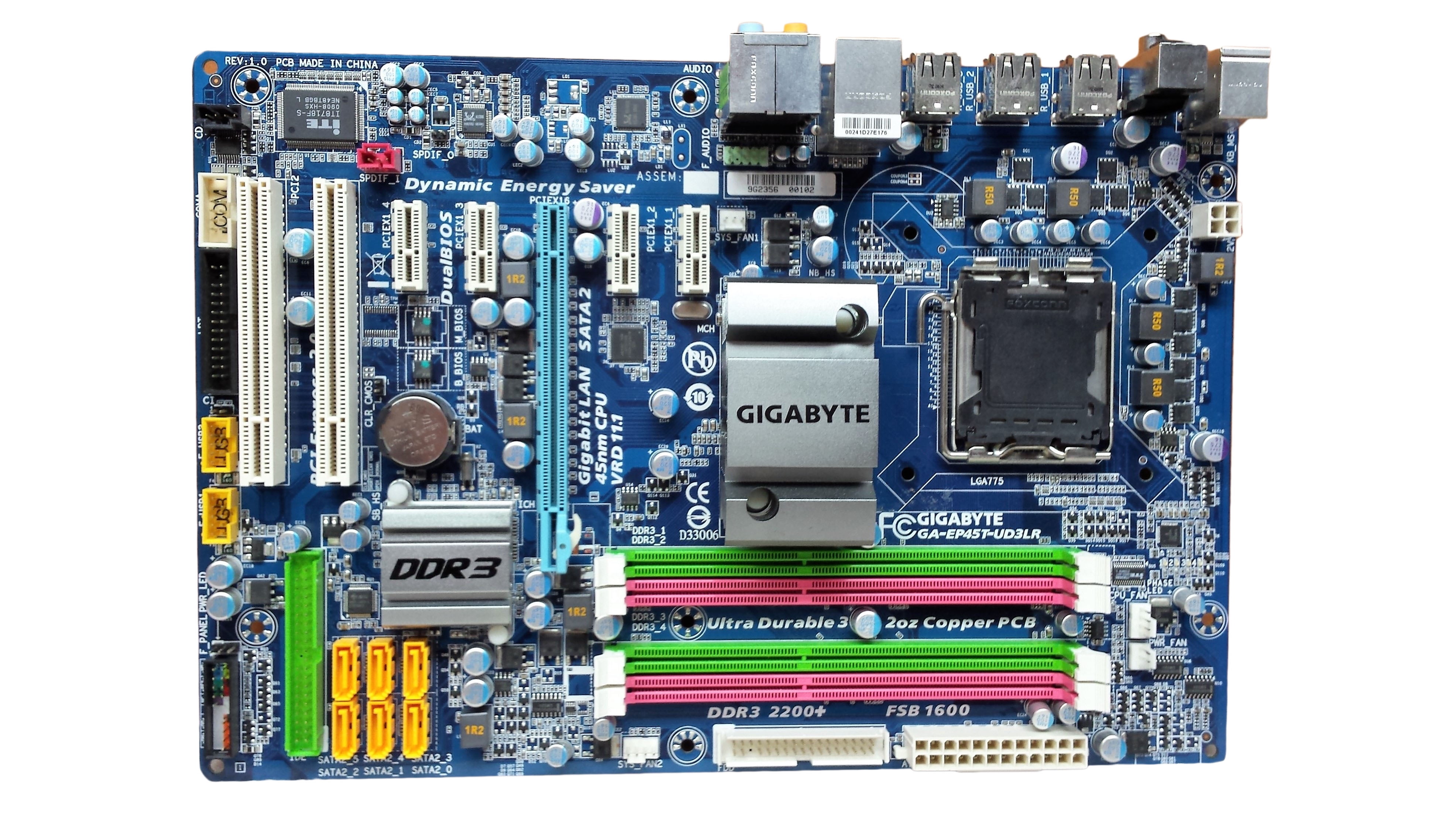 Socket 775