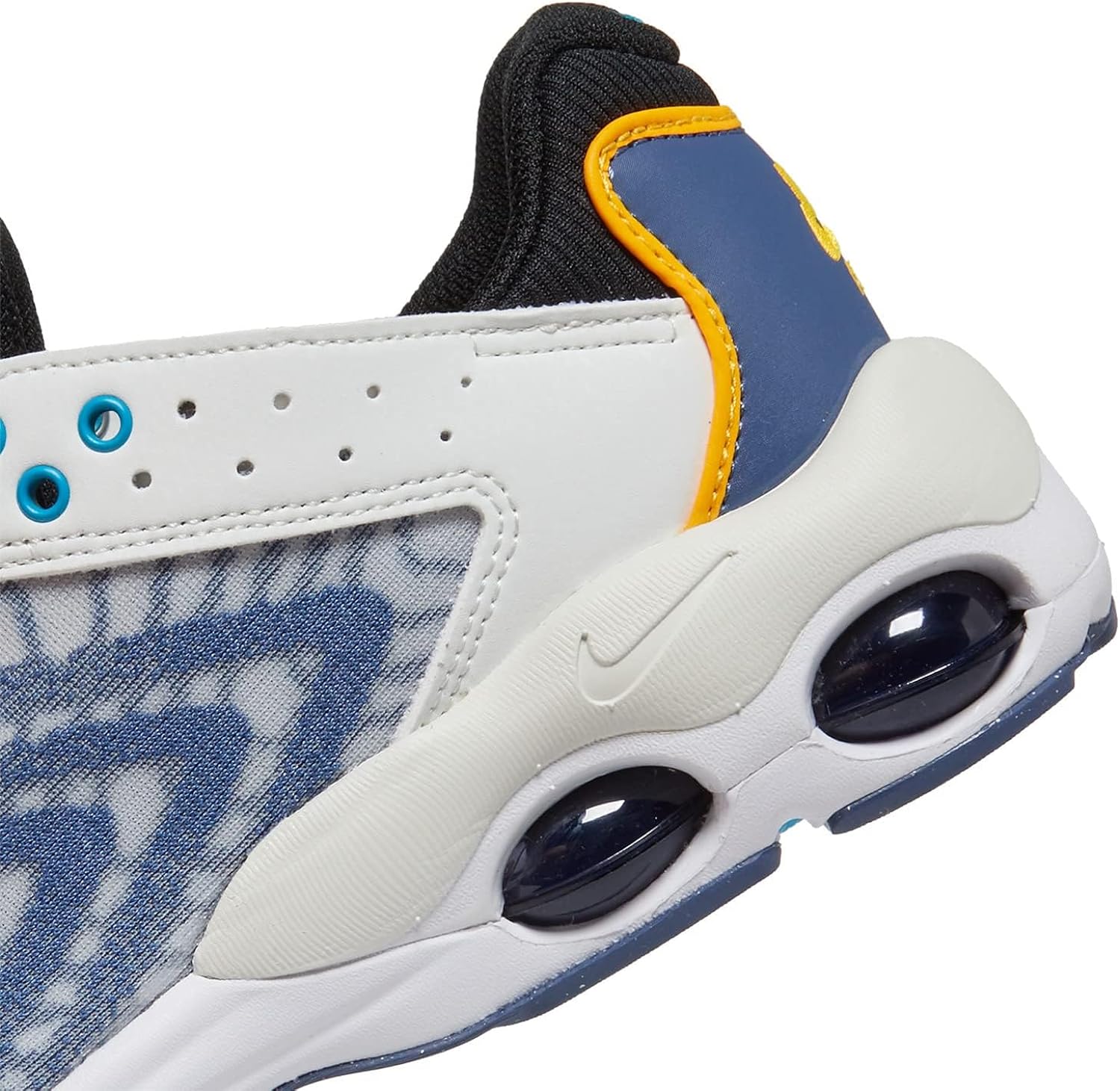 white nike air max size 5.5