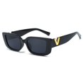 thumbnail image 1 of Gafas de sol rectangulares de marca de lujo para mujer, anteojos de sol con montura pequeña Vintage, gafas cuadradas negras clásicas para mujer Fivean unisex, 1 of 2