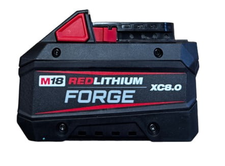 MILWAUKEE 48-59-1881 M18 REDLITHIUM FORGE XC8.0 Starter Kit – 8.0Ah Battery & Rapid Charger, High Output Power