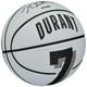 thumbnail image 2 of Baloncesto WILSON, icono de jugador de la NBA, Mini Kevin Durant, blanco/negro, 2 of 3