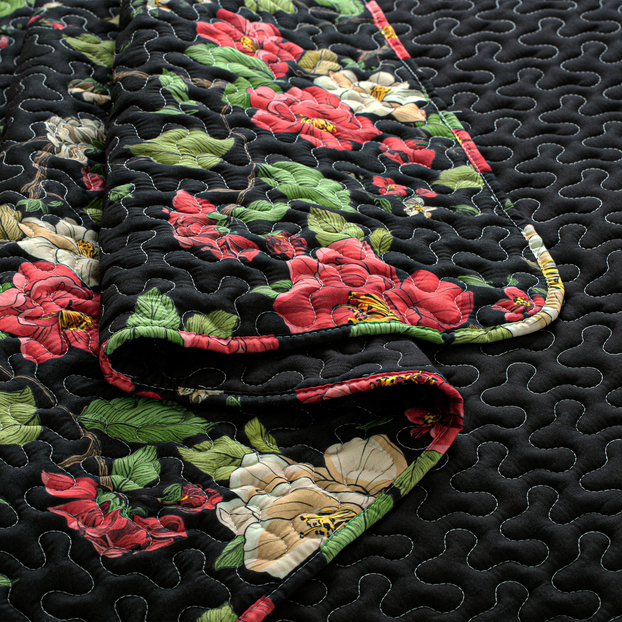 Exclusivo Mezcla Floral Quilts Queen Size, Black Queen Quilt Bedding Set with Red Cottagecore Garden Pattern, Reversible Lightweight Bedspreads Coverlets (92"x96")