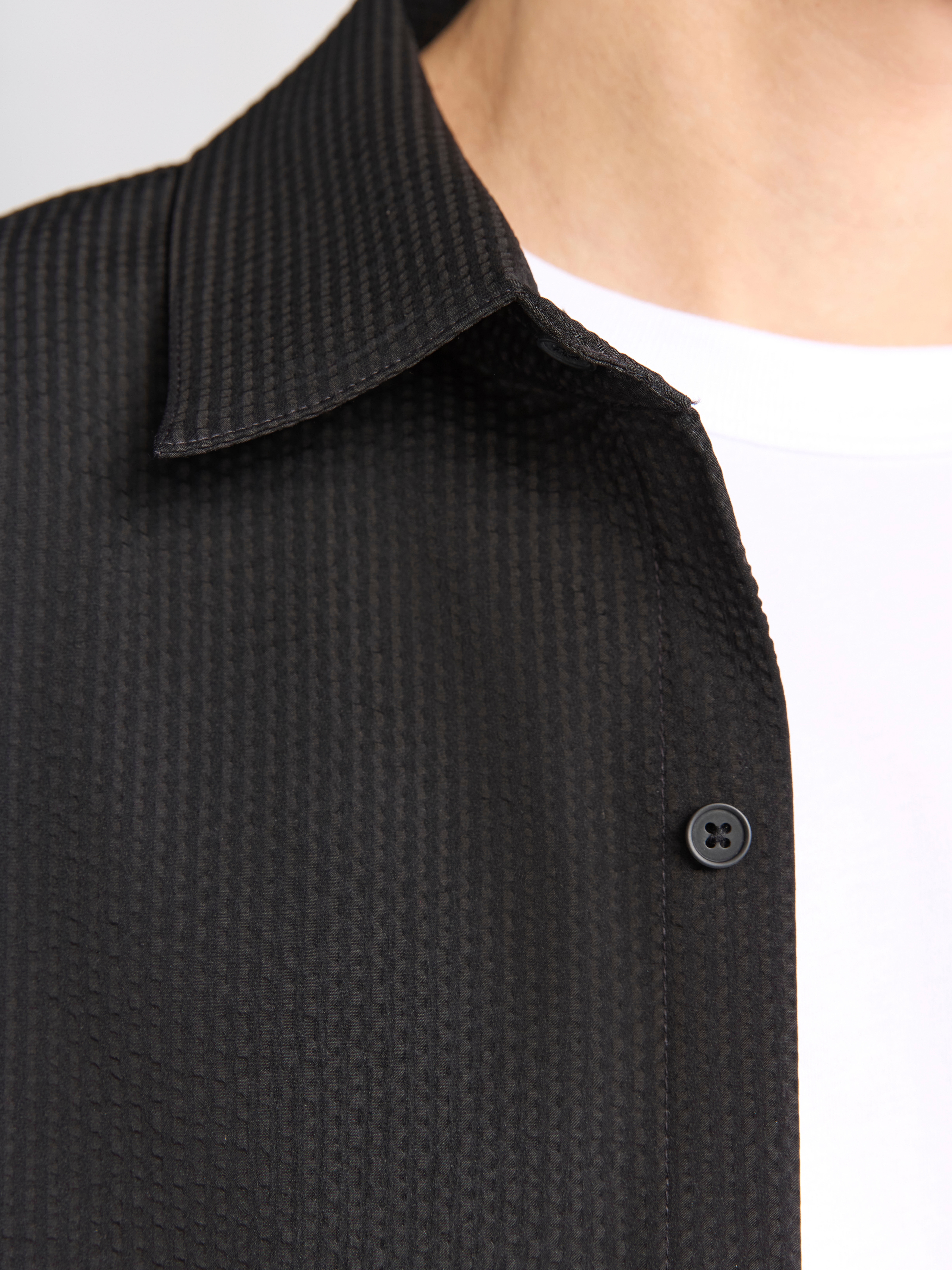 Free Assembly Men's Seersucker Camp Shirt with Short Sleeves, Sizes S-3XL