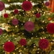 thumbnail image 4 of Set de adornos para árboles de Navidad 36 piezas Decoraciones de bolas flocadas Acabado rojo verde ante | Formas variadas para la decoración de casas navideñas | Accesorios fáciles de cuelgar para, 4 of 6