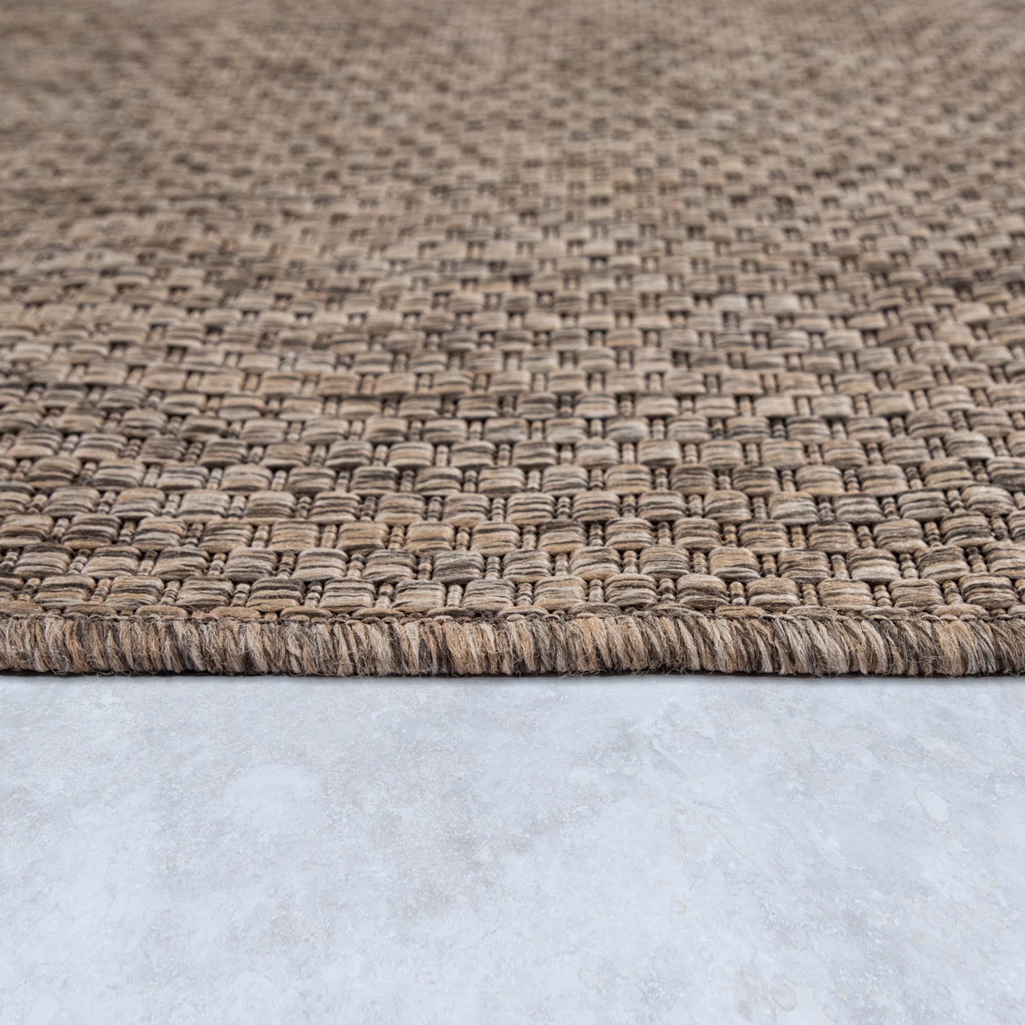 Solid Outdoor Rug for Patio or Balcony in Mottled Brown