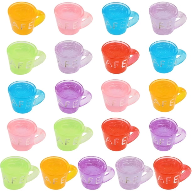 21 colgantes de resina de 7 colores con forma de taza de café. Adornos colgantes para collares, pendientes y llaveros.