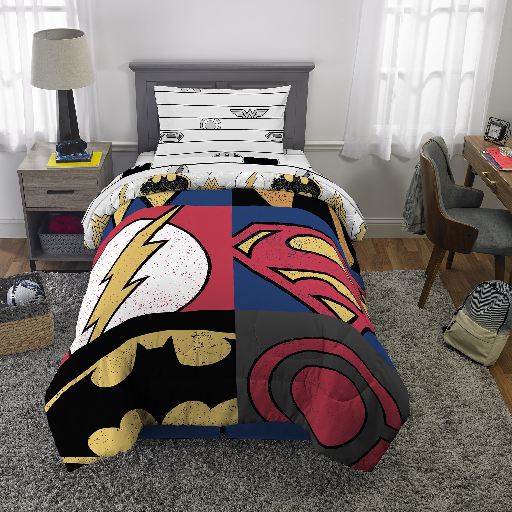 Justice League Microfiber Twin Comforter 