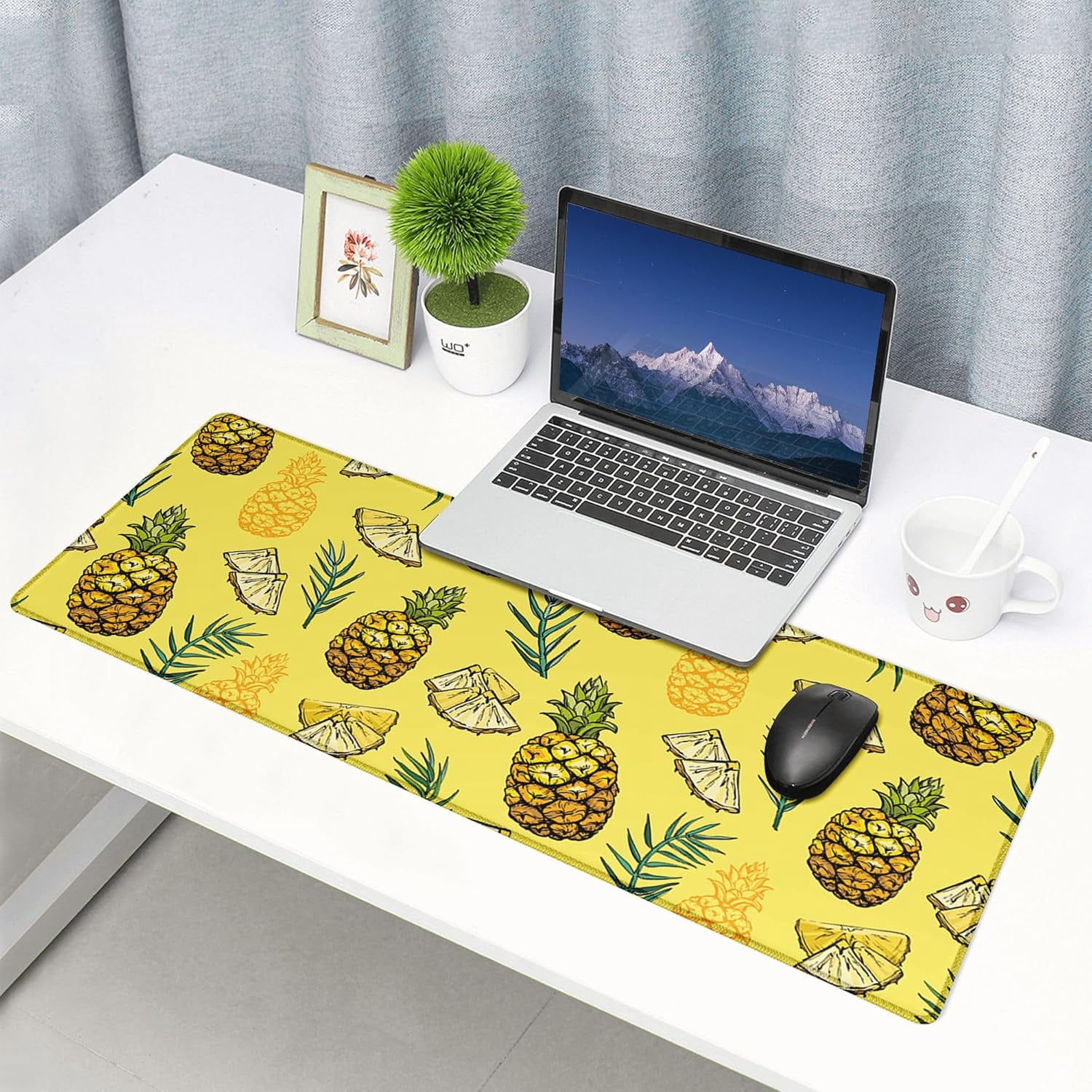 Pineapple Extended Mouse Pad 31.5x12 Inch Tropical Fruit Pattern Cartoon Leaf Design Backdrop Modern Yellow Green Polyester Rubber Waterproof Decor Library Office Mousepad