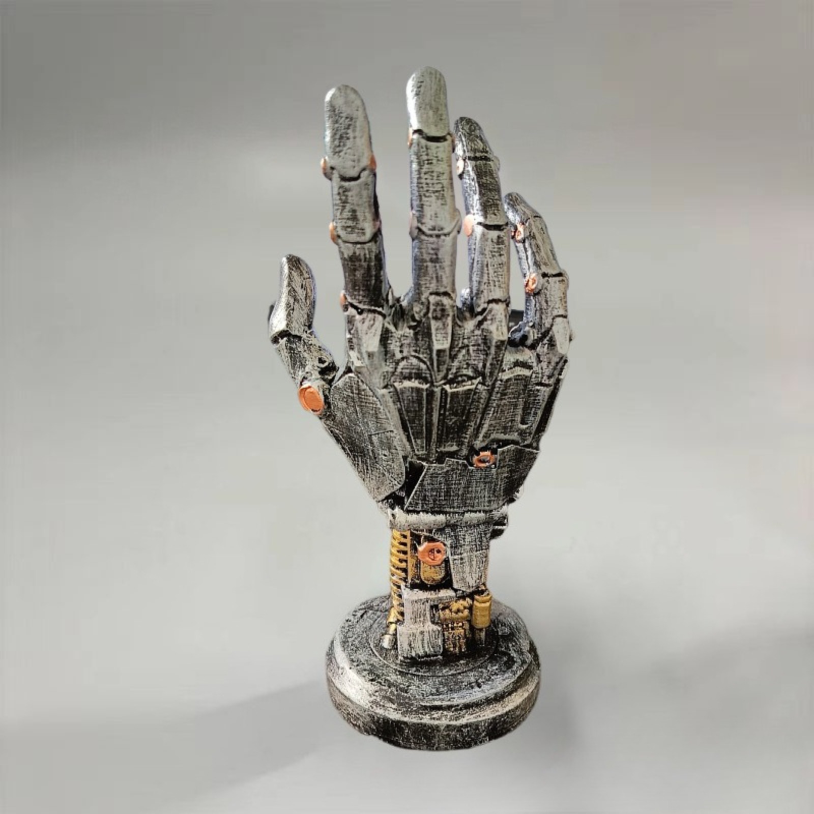 Cyberpunk Mechanical Hand Resin Figurine, Steampunk Robot Hand Decor, Gaming Controller Stand for Desk, Retro Tech Display Holder, Cool Gamer Room Ornament, Desktop Organizer Gift for Men