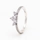 thumbnail image 1 of Anillo de muestra de pétalo brillante con diamantes bañado en plata, anillo de lujo con forma de copo de nieve y flores, regalo sorpresa, 1 of 5