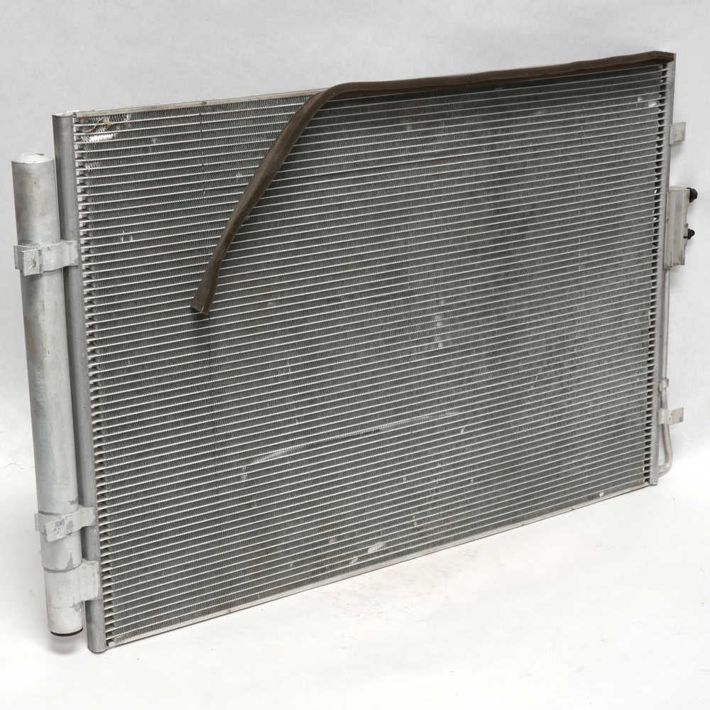 UAC CN 30214PFC Condenser Parallel Flow w/ Built-In Drier