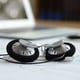 thumbnail image 2 of Auriculares Koss KSC75, clip supraaural portátil, estilo retro, 2 of 3