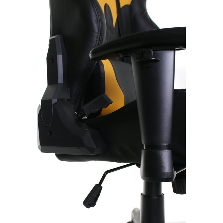 Gaming chair with online speakers and microphone