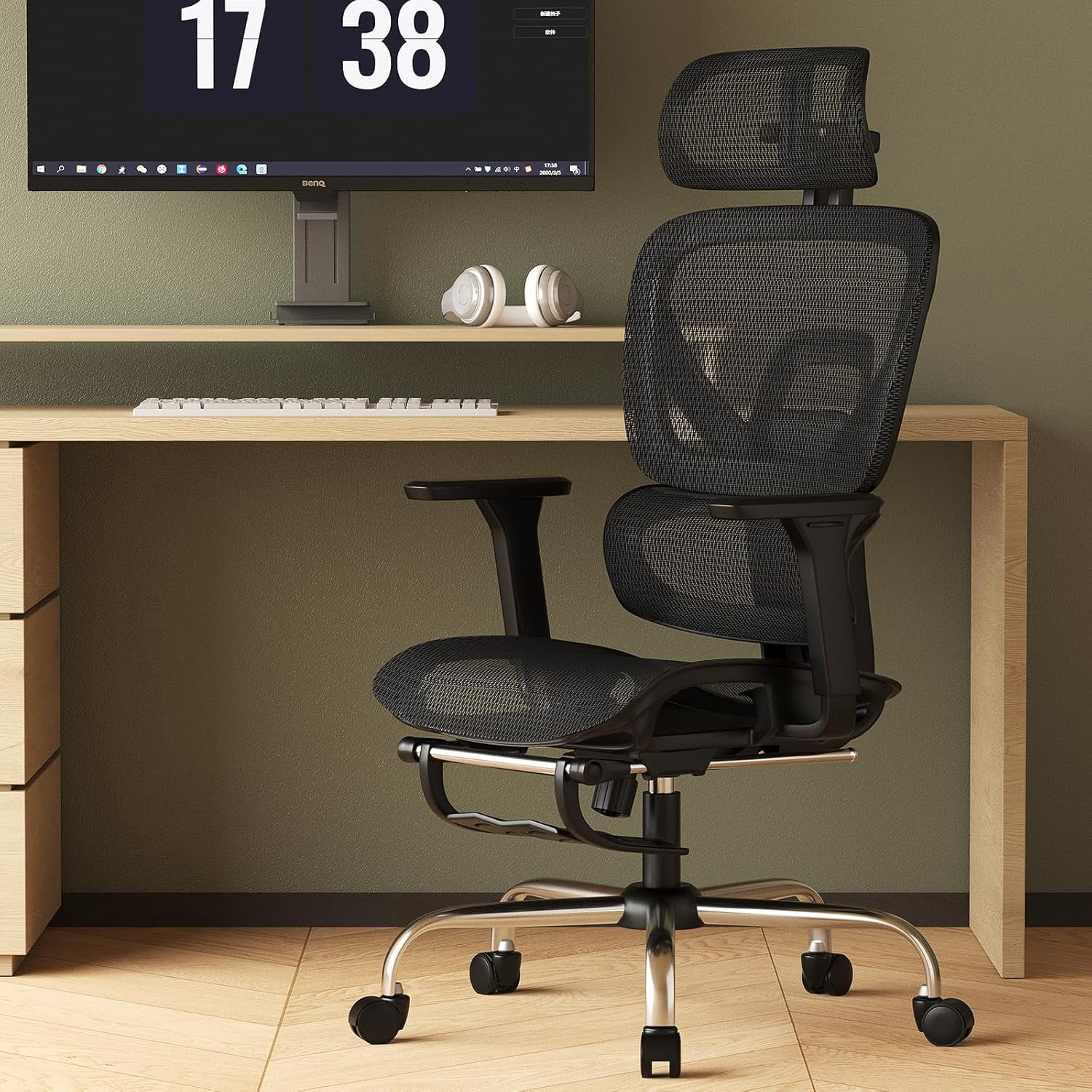 SELOOYE Ergonomic Office Chair with Footrest, Mesh Desk Chair with 135° Recline, Adjustable Lumbar Support, 3D Armrests and Headrest, Swivel Computer Chair for Home Office