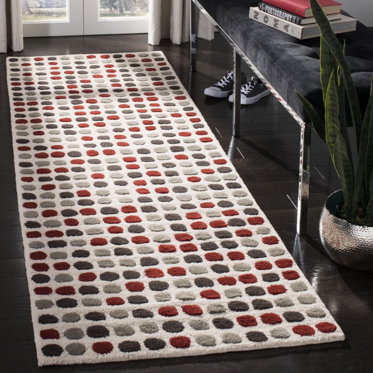 SAFAVIEH Soho Ryan Geometric Dotted Wool Area Rug, Ivory/Multi, 2'6" x 4'