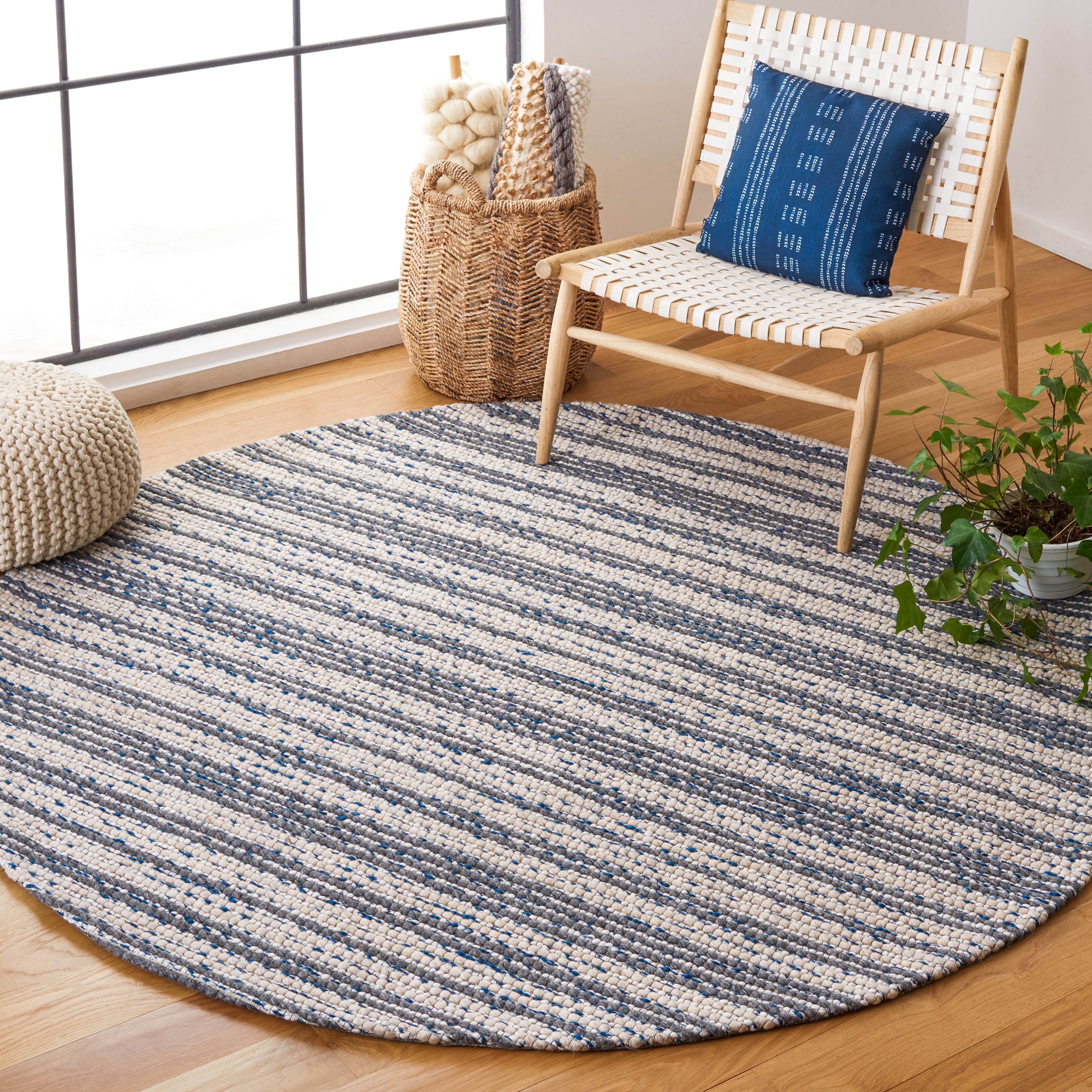 SAFAVIEH Marbella Neven Striped Area Rug, Ivory/Grey, 6' x 6' Round